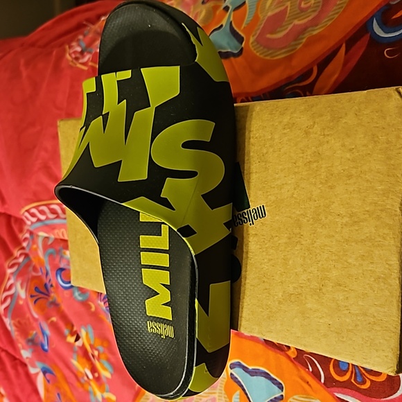 Slides - Picture 4 of 5